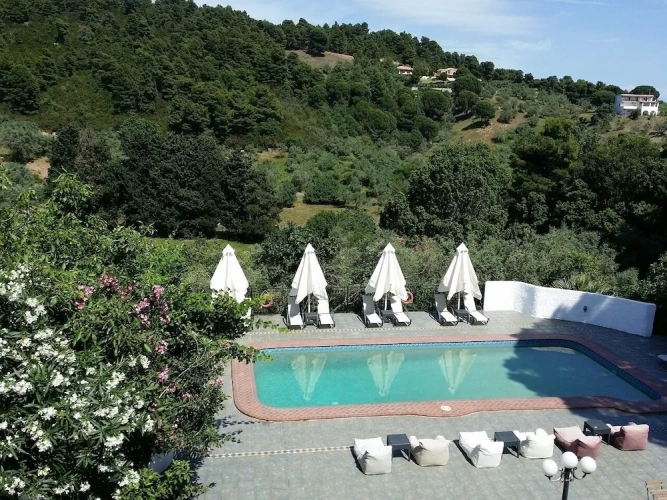 Apartment with balcony and with pool view