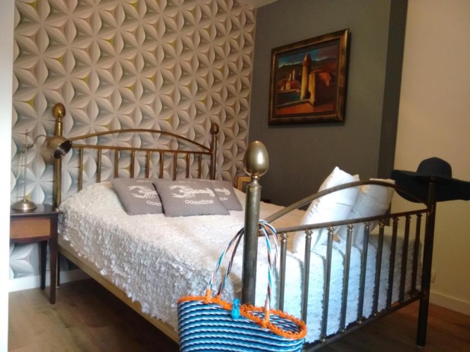 4 Bedrooms Cottage