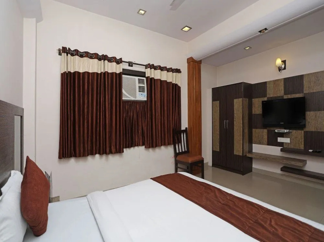OYO 11975 Siddharth International