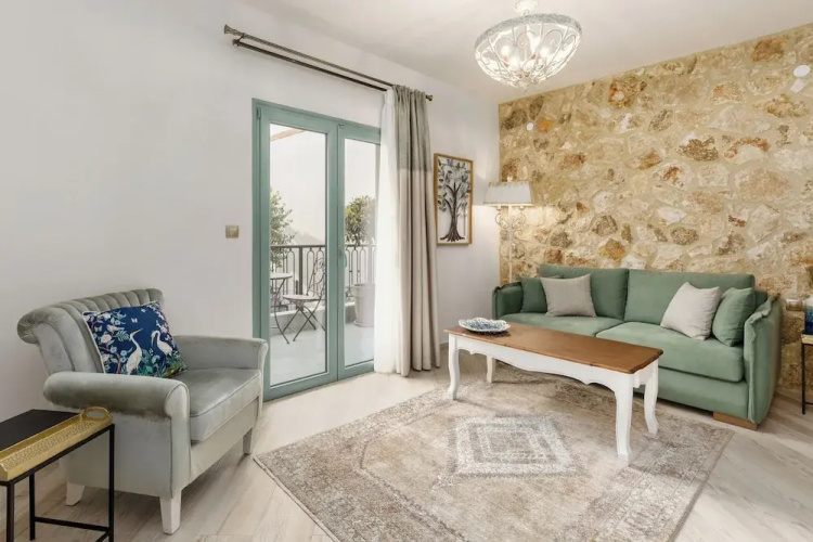 Meydani Suites