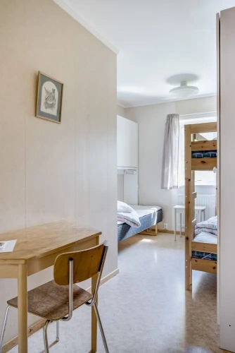 1 Bedroom Economy Triple room
