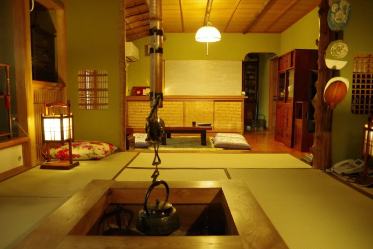 GUESTHOUSE engiya