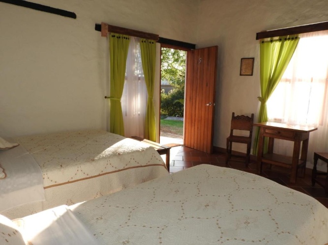 Standard Triple room with view