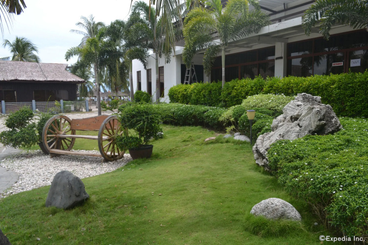 London Beach Resort and HotelOver view