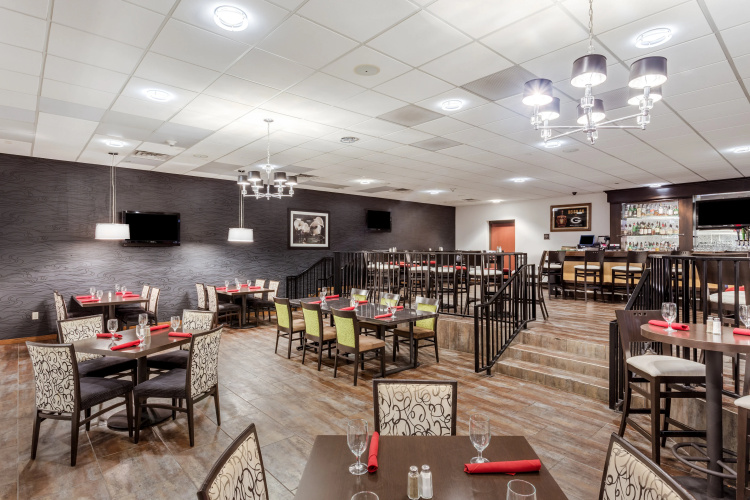 Crowne Plaza Milwaukee Airport photo 37