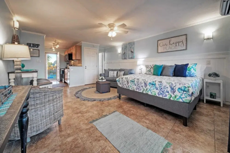 2 Condos in Beachfront Complex Pool Pickleball Bubbly Blew Seaside Blessing