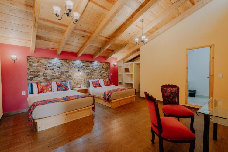 Deluxe Double Suite