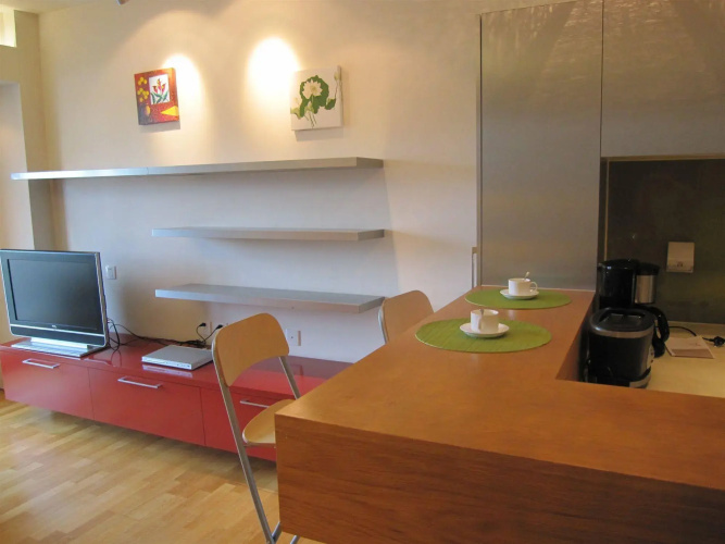 Rich & Young Seasons Park Service Apartment