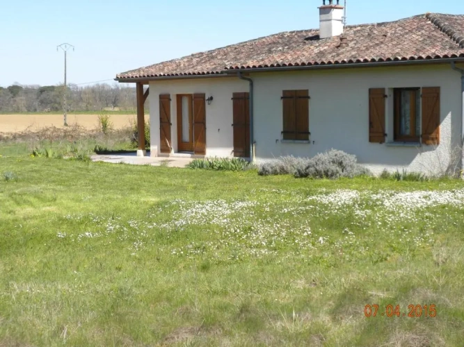 4 Bedrooms Cottage