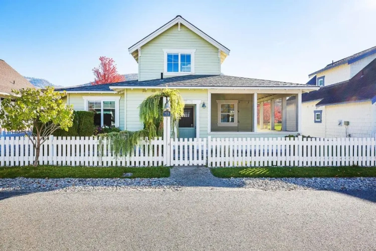 3 Bedrooms Cottage
