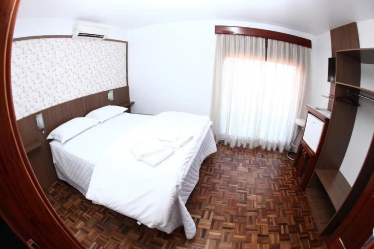 Deluxe Double Suite