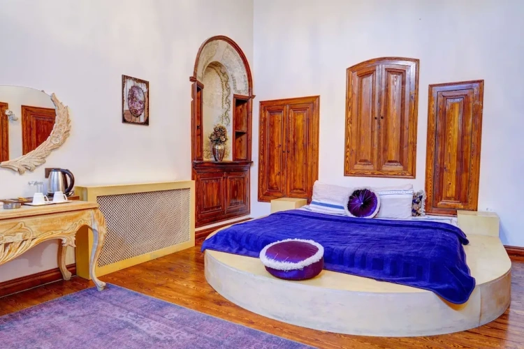 2 Bedrooms Standard Family room