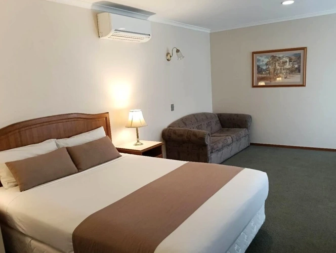 Deluxe Double Suite