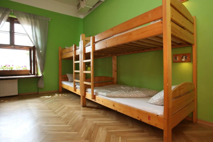 Intro Hostel