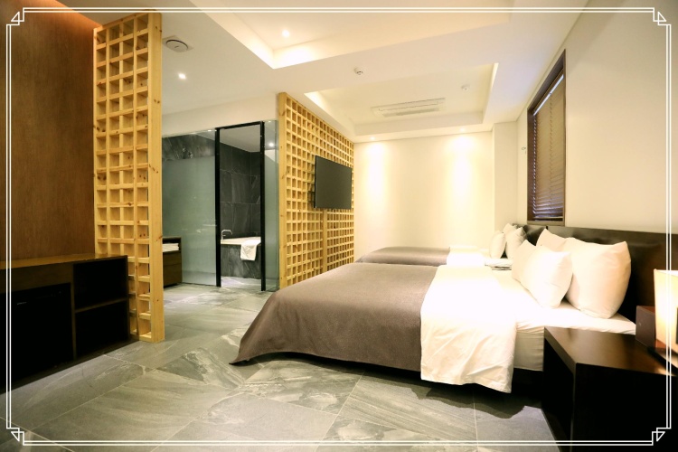 Twin Suite