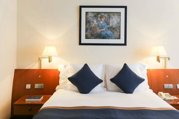 Royal Double Club room