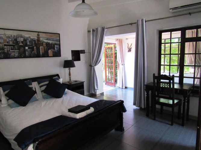 Standard Double room with view
