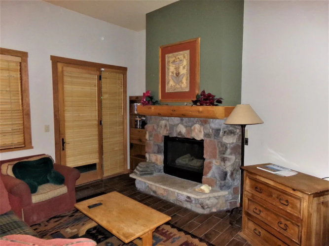 Arapahoe Lodge 1 Bed 1 Bath B