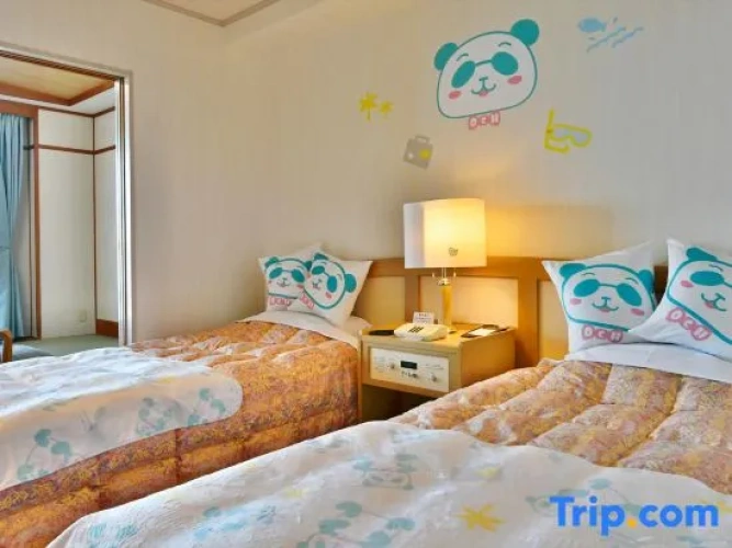 Japanese-Western Boss Panda Twin room