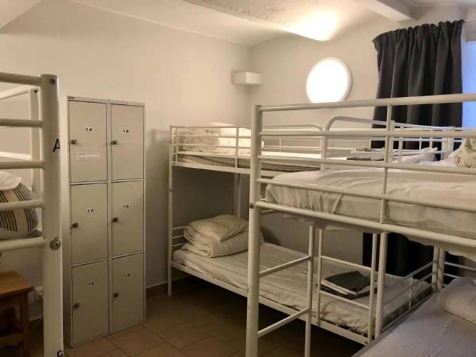 Bed in Dorm