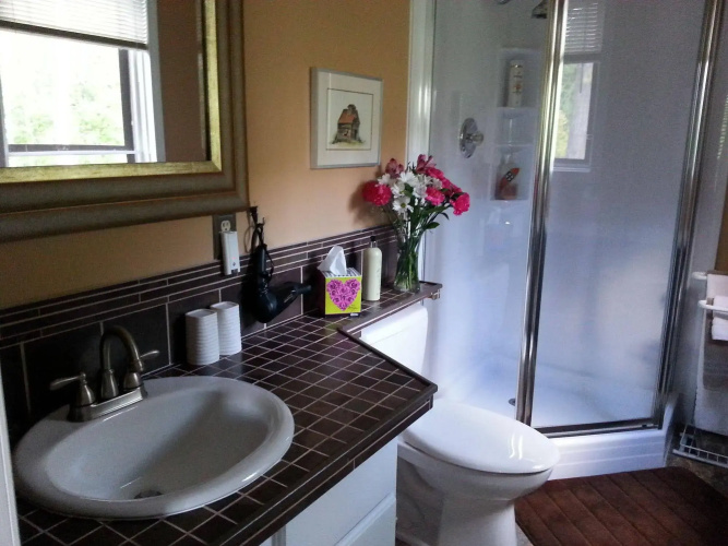 Creekside B & B