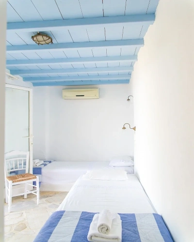 Deluxe Studio