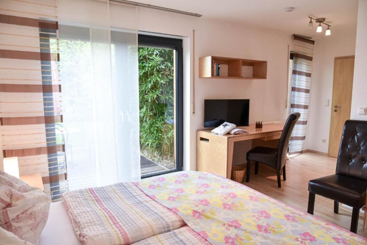 Standard Double room with garden view
