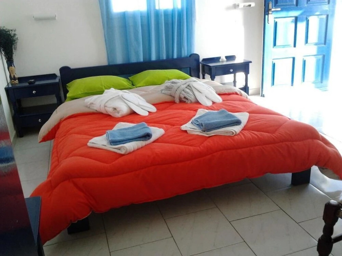 Lunar Santorini Hotel