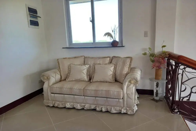 Seven Waves Beachfront