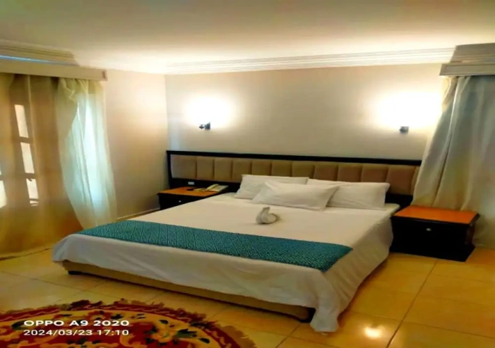 Standard Double room with city view