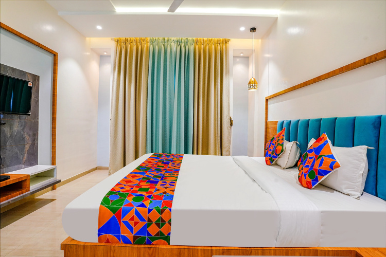 Fabhotel Kesar Inn