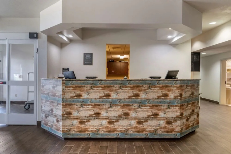 Microtel Inn & Suites by Wyndham Aztec