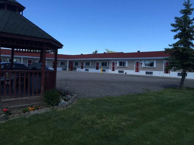 Shelburne Motel