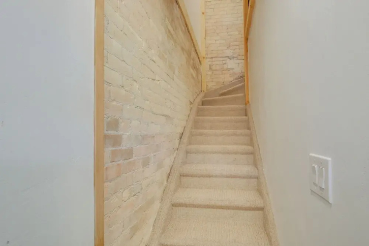 1 Block to Town! Convenient Logan Apartment