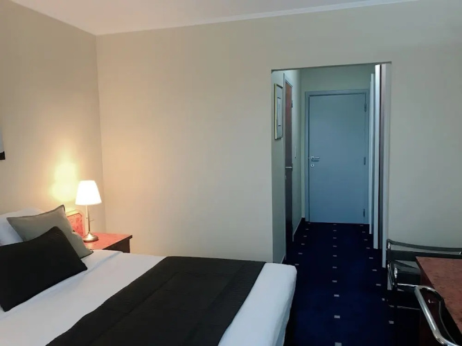 Park Hotel Airport