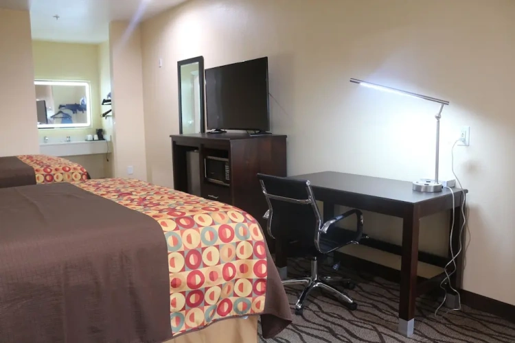 Quadruple Suite