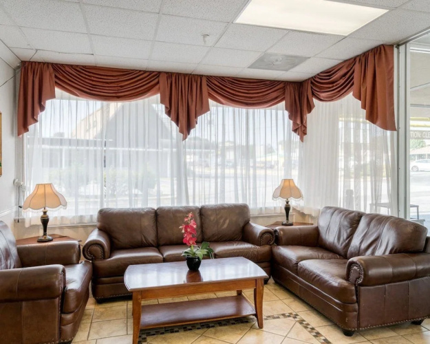 Quality Inn University