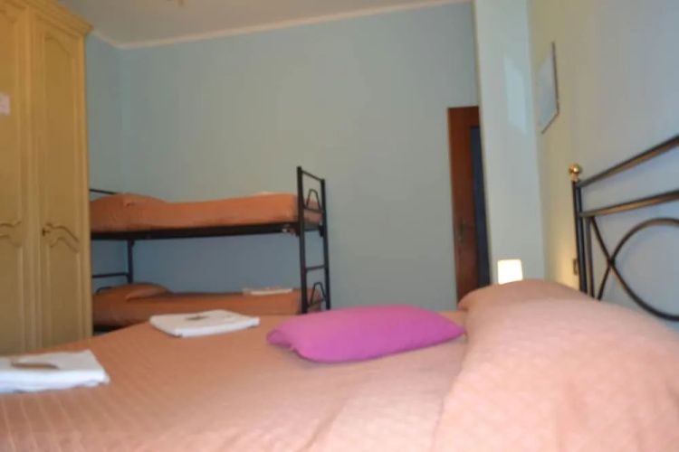 Affittacamere Patrizia - Hostel