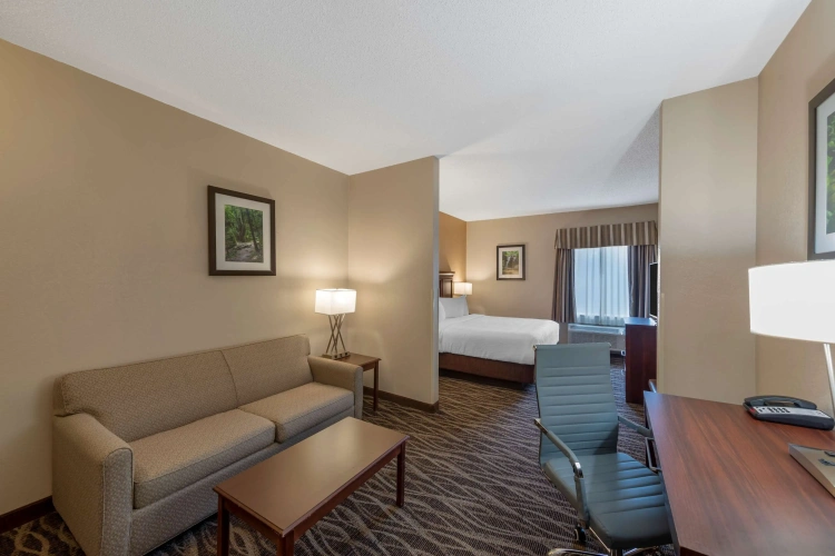 Double Suite