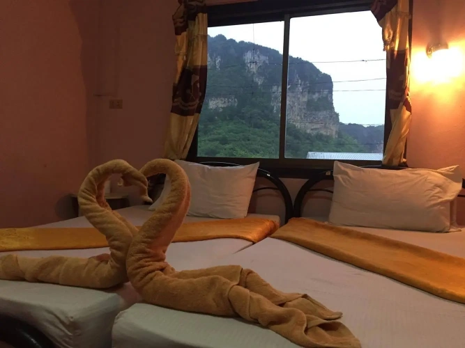 Standard Twin room with balcony