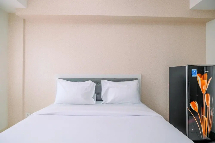 Well Designed and Comfy Studio at Podomoro Golf View Apartment