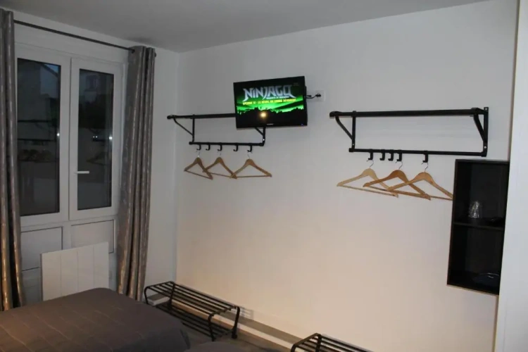 Standard Triple room