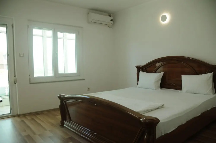 Golden Hotel Bnb