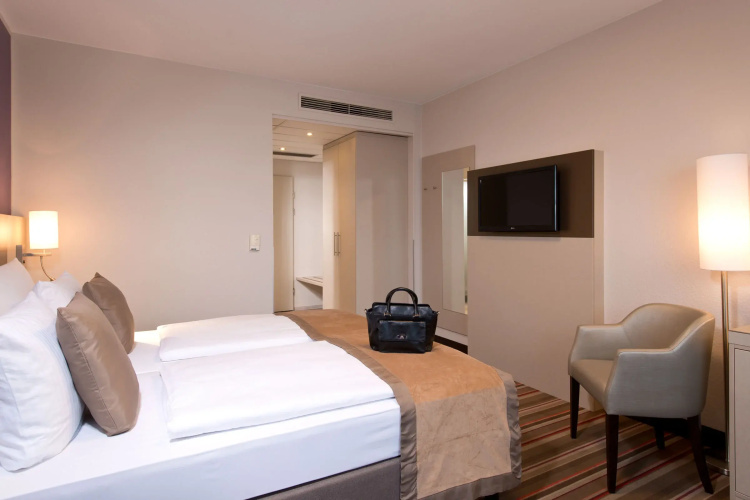 Leonardo Hotel Koeln