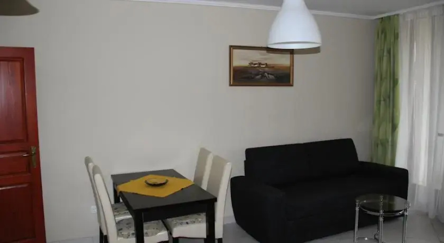 Edit Apartman