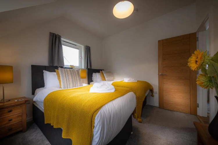 Skyelight Apartment