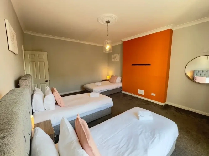 3 Bedrooms Comfort Apartment with balcony