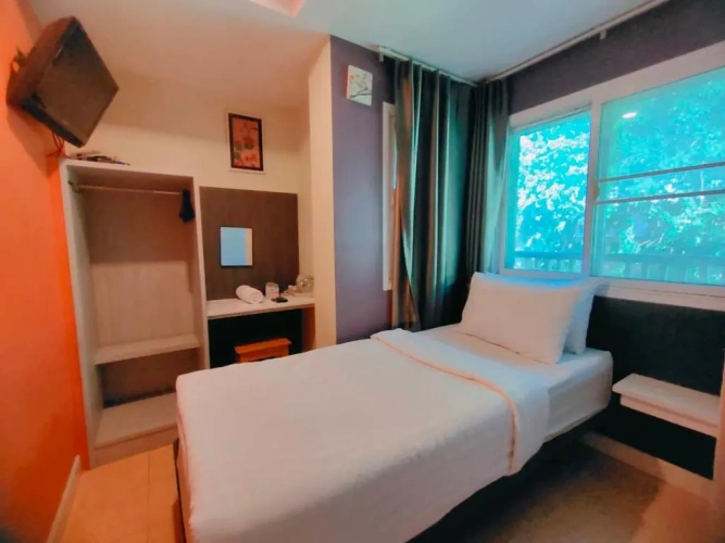Standard Single room