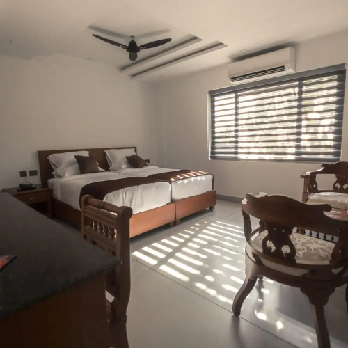 Deluxe Suite