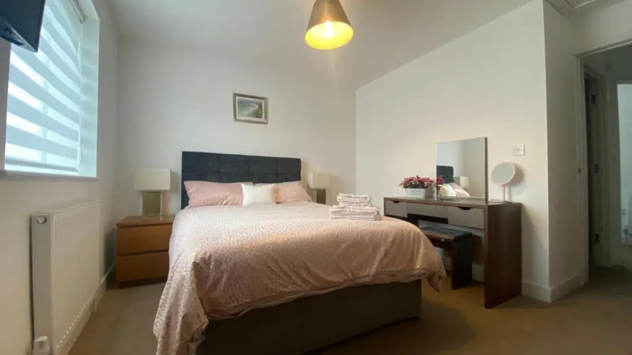 Comfy 2 Bed House Located at Wareham Train Station